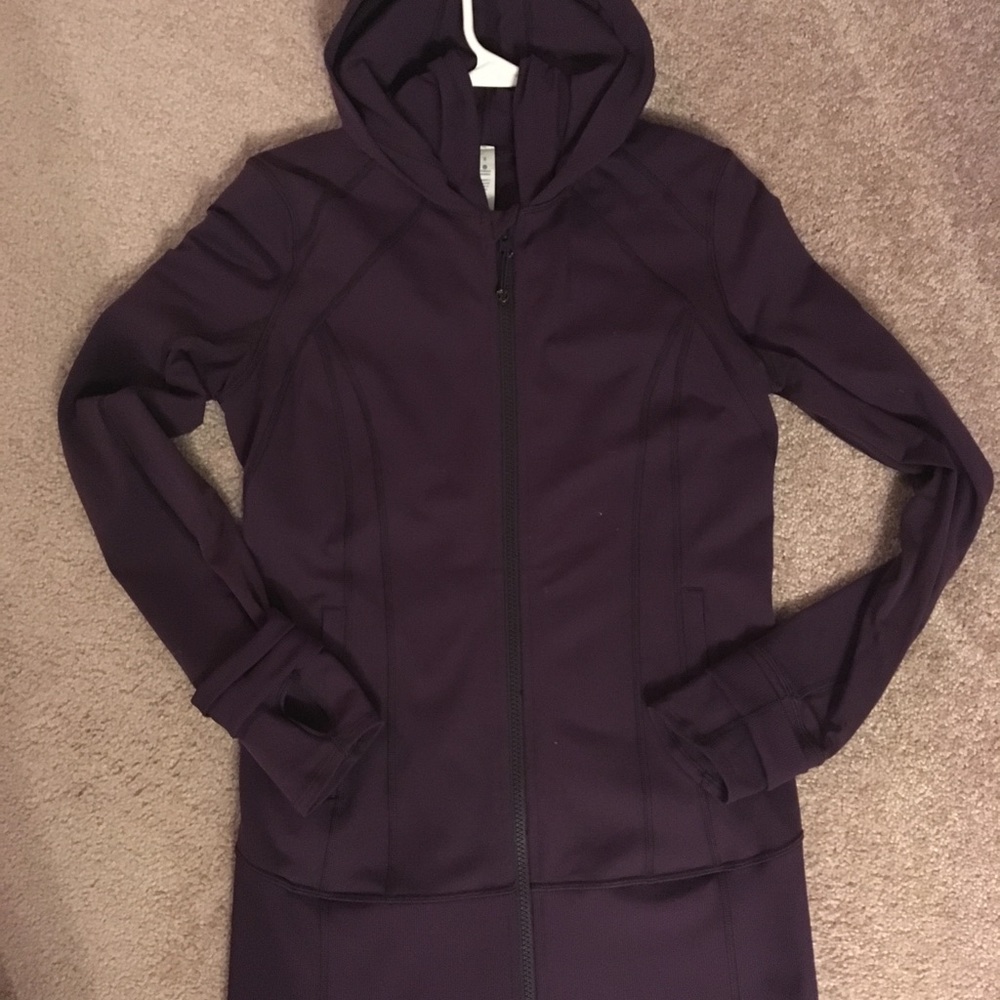 Lululemon jacket size 8